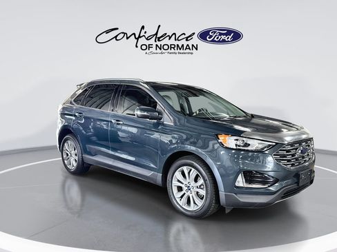 Used 2019 Ford Edge Titanium AWD/4WD image 11