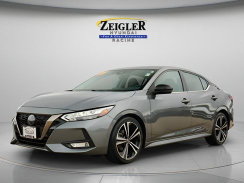 Used 2022 Nissan Sentra SR FWD image 3