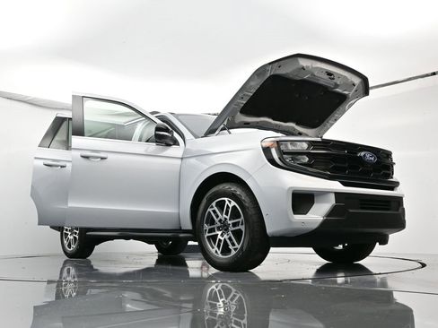 Certified 2025 Ford Expedition Max Active image 73