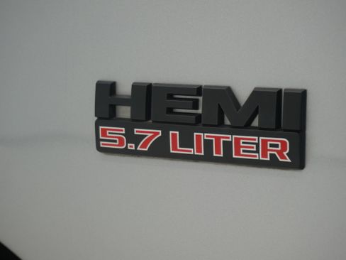 Used 2019 RAM 1500 Express w/ Express Value Package RWD image 8