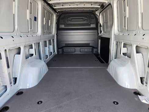 New 2026 Mercedes-Benz Sprinter 2500 image 22