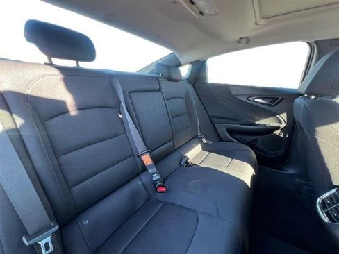 Used 2023 Chevrolet Malibu LT FWD image 21