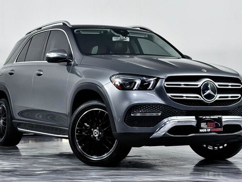 Used 2020 Mercedes-Benz GLE 350 4MATIC w/ Premium Package image 2