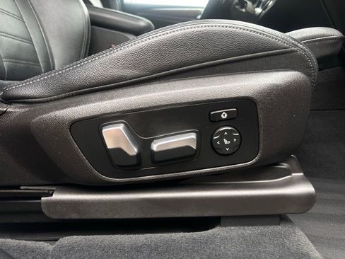 Used 2019 BMW X3 sDrive30i w/ Premium Package RWD image 30