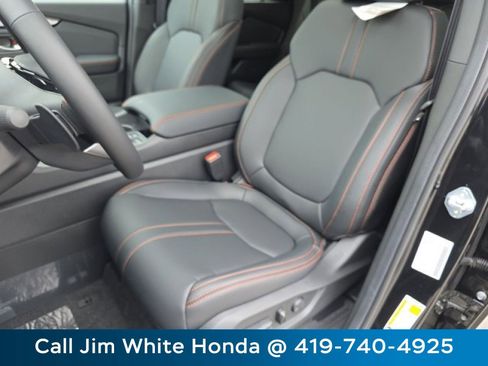 Certified 2025 Honda Pilot TrailSport image 22