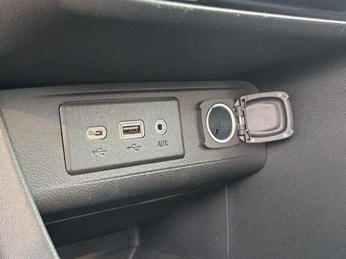 Used 2023 Buick Encore GX Select w/ Sport Touring Package FWD image 29