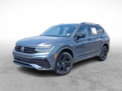 Used 2024 Volkswagen Tiguan SE R-Line