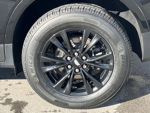 Certified 2022 Cadillac XT5 Premium Luxury image 13