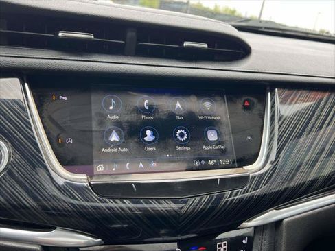 Used 2024 Cadillac XT6 Premium Luxury AWD/4WD image 31