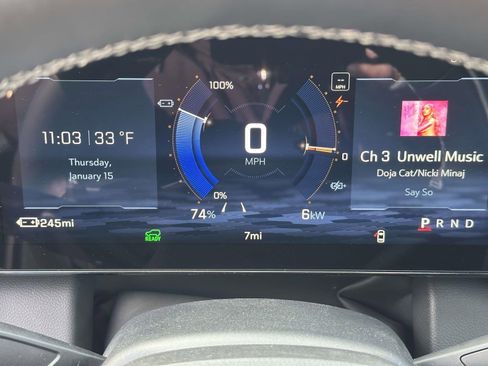 New 2026 Chevrolet Equinox EV LT image 27