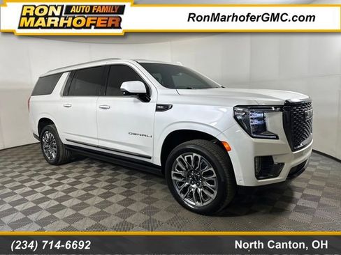 Used 2023 GMC Yukon XL Denali Ultimate image 1