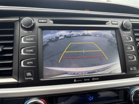 Used 2019 Toyota Highlander Limited AWD/4WD image 33