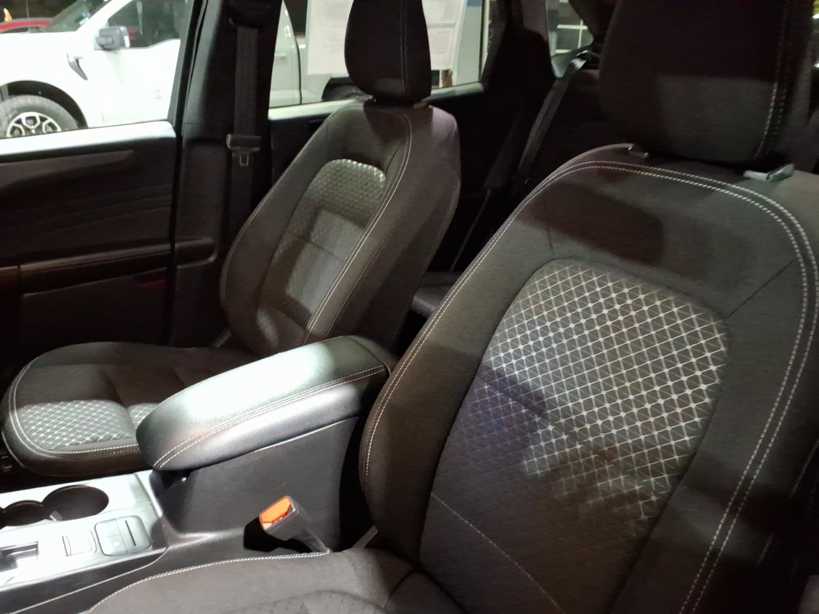 Certified 2023 Ford Escape Active AWD/4WD image 12