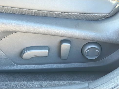 New 2026 Subaru Crosstrek 2.5i Limited w/ Crosstrek Mirror Package image 23