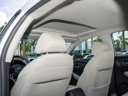 Certified 2023 Honda Accord EX image 17