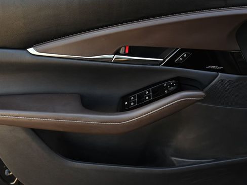 Certified 2023 MAZDA CX-30 AWD 2.5 S w/ Premium Package image 15