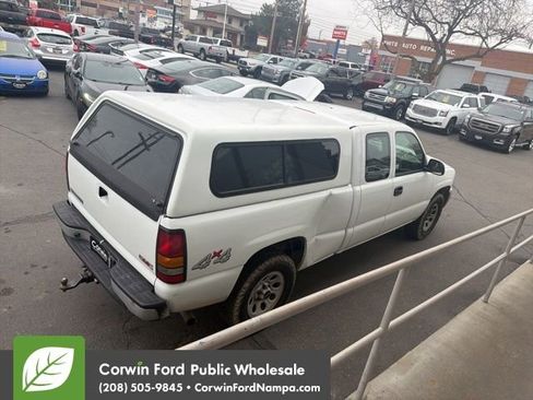 Used 2005 GMC Sierra 1500 W/T image 8