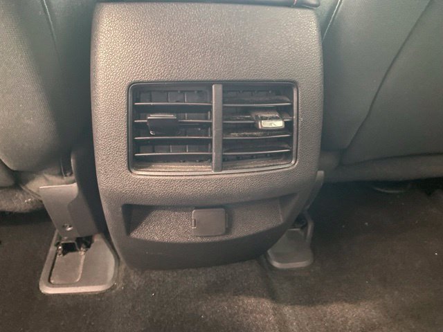 Used 2012 Ford Edge SEL FWD image 21