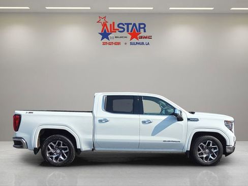 Used 2022 GMC Sierra 1500 SLT w/ SLT Premium Package image 8