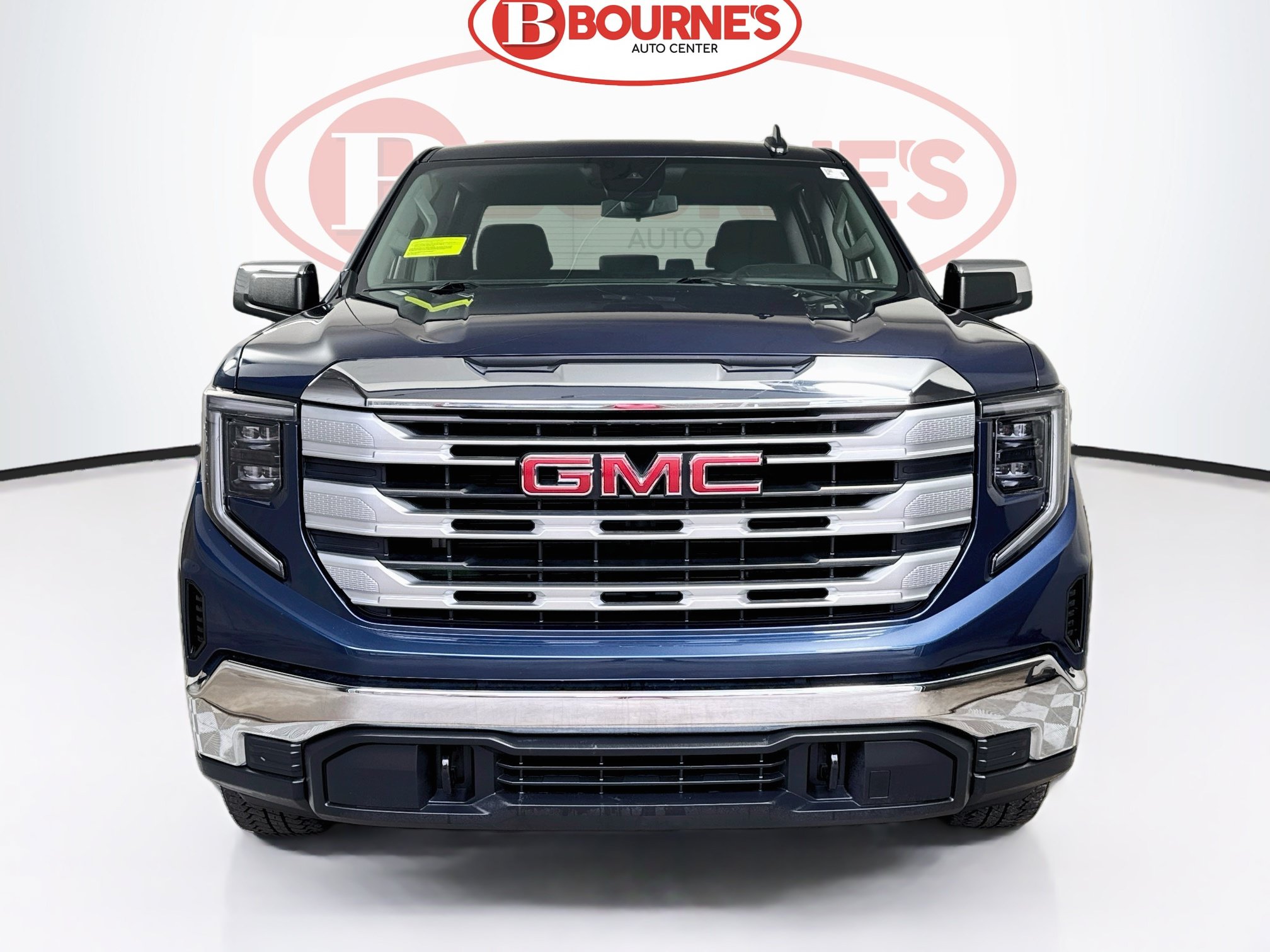 Used 2023 GMC Sierra 1500 SLE AWD/4WD image 5