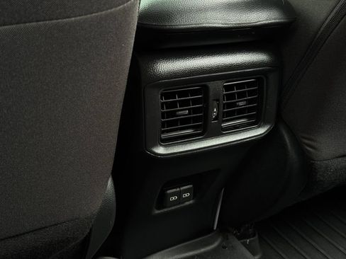 Used 2022 Toyota RAV4 XLE w/ Convenience Package AWD/4WD image 23