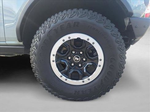 Used 2021 Ford Bronco Badlands image 21