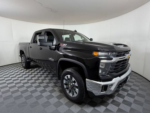 Used 2024 Chevrolet Silverado 2500 LT w/ Texas Edition AWD/4WD image 1