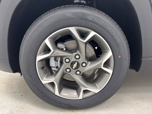 New 2026 Chevrolet Trax LT image 36
