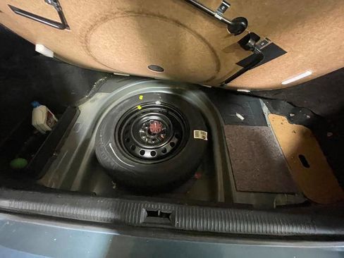 Used 2003 Toyota Camry LE image 26