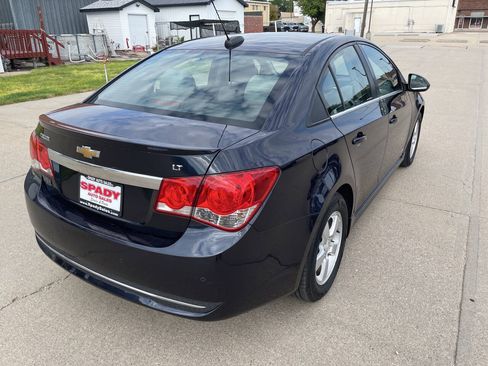 Used 2015 Chevrolet Cruze LT w/ Sun And Sound Package FWD image 5