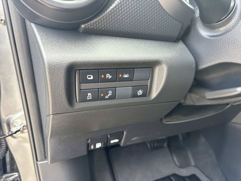 Used 2025 Nissan Kicks Play S FWD image 20