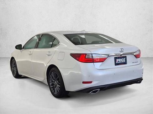 Used 2018 Lexus ES 350 w/ Navigation System Package FWD image 8