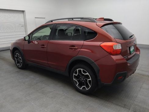 Used 2017 Subaru Crosstrek 2.0i Premium image 3