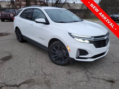 Used 2022 Chevrolet Equinox RS w/ Infotainment Package