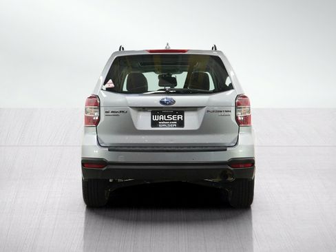 Used 2016 Subaru Forester 2.5i Premium w/ All-Weather Package AWD/4WD image 4