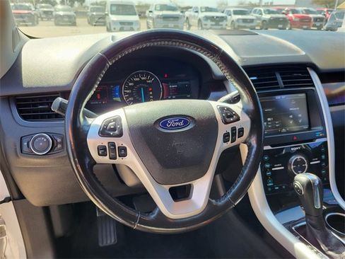 Used 2013 Ford Edge Limited w/ Driver Entry Pkg image 4