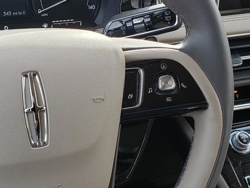 Used 2022 Lincoln Corsair AWD w/ Equipment Group 101A image 24