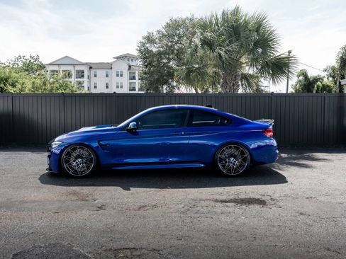 Used 2020 BMW M4 Coupe w/ Competition Package RWD image 7