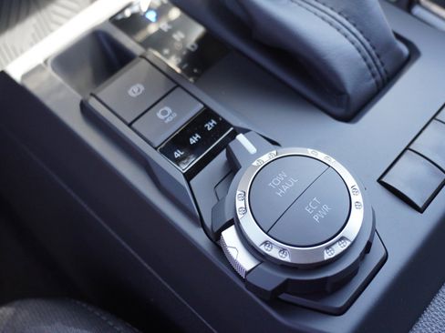 New 2026 Toyota Tacoma SR5 image 23