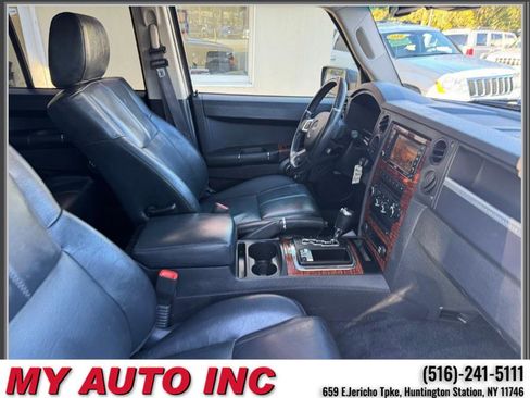Used 2008 Jeep Commander Limited image 31