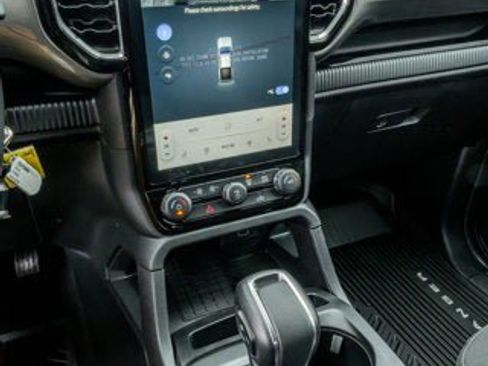 New 2025 Ford Ranger XLT w/ Equipment Group 301A High image 41