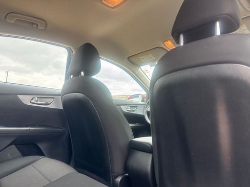 Used 2023 Kia Forte LXS FWD image 27