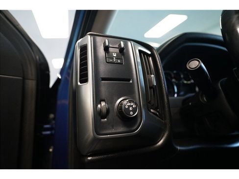 Used 2017 Chevrolet Silverado 1500 LT w/ All Star Edition image 17