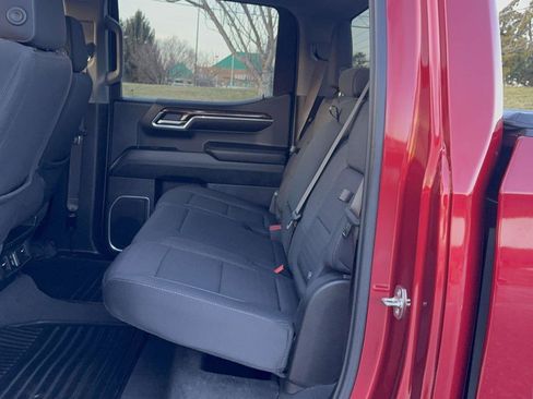 Used 2023 GMC Sierra 1500 Elevation image 16