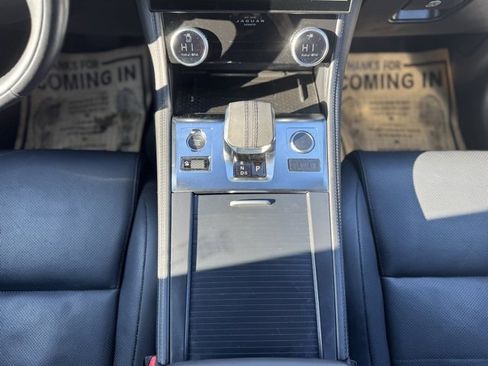 Used 2022 Jaguar F-PACE S image 29