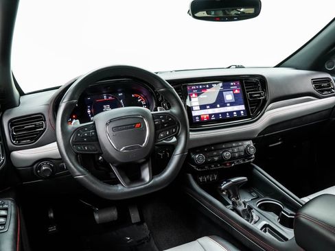 Used 2024 Dodge Durango GT AWD/4WD image 5