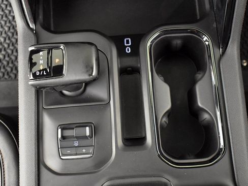 Used 2023 GMC Sierra 1500 AT4 image 38