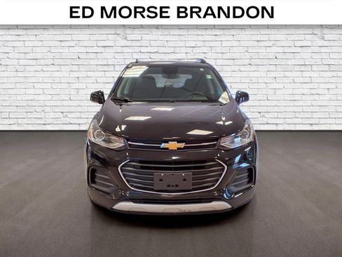 Used 2020 Chevrolet Trax LT w/ LT Convenience Package FWD image 7
