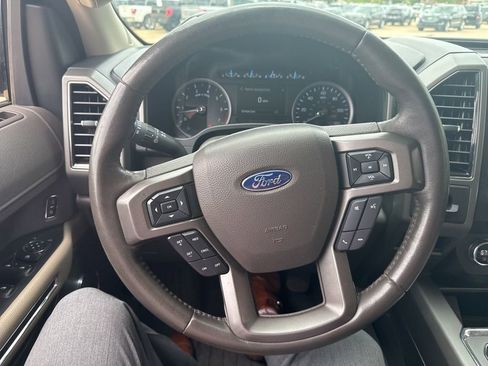 Used 2020 Ford Expedition XLT RWD image 10