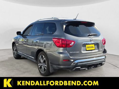 Used 2018 Nissan Pathfinder Platinum AWD/4WD image 3